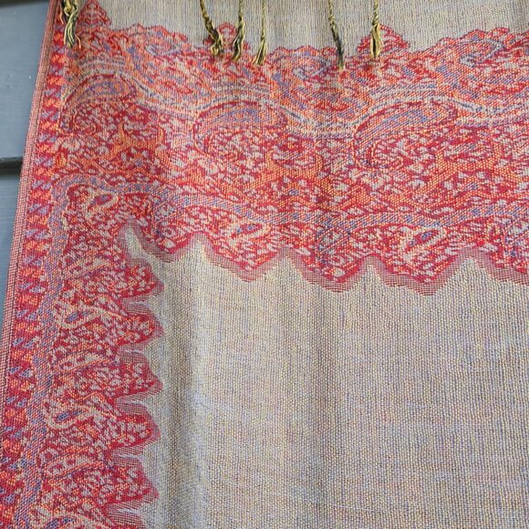 Red Gold Reversible Pashmina in Red and Gold - Picture 14 of 15